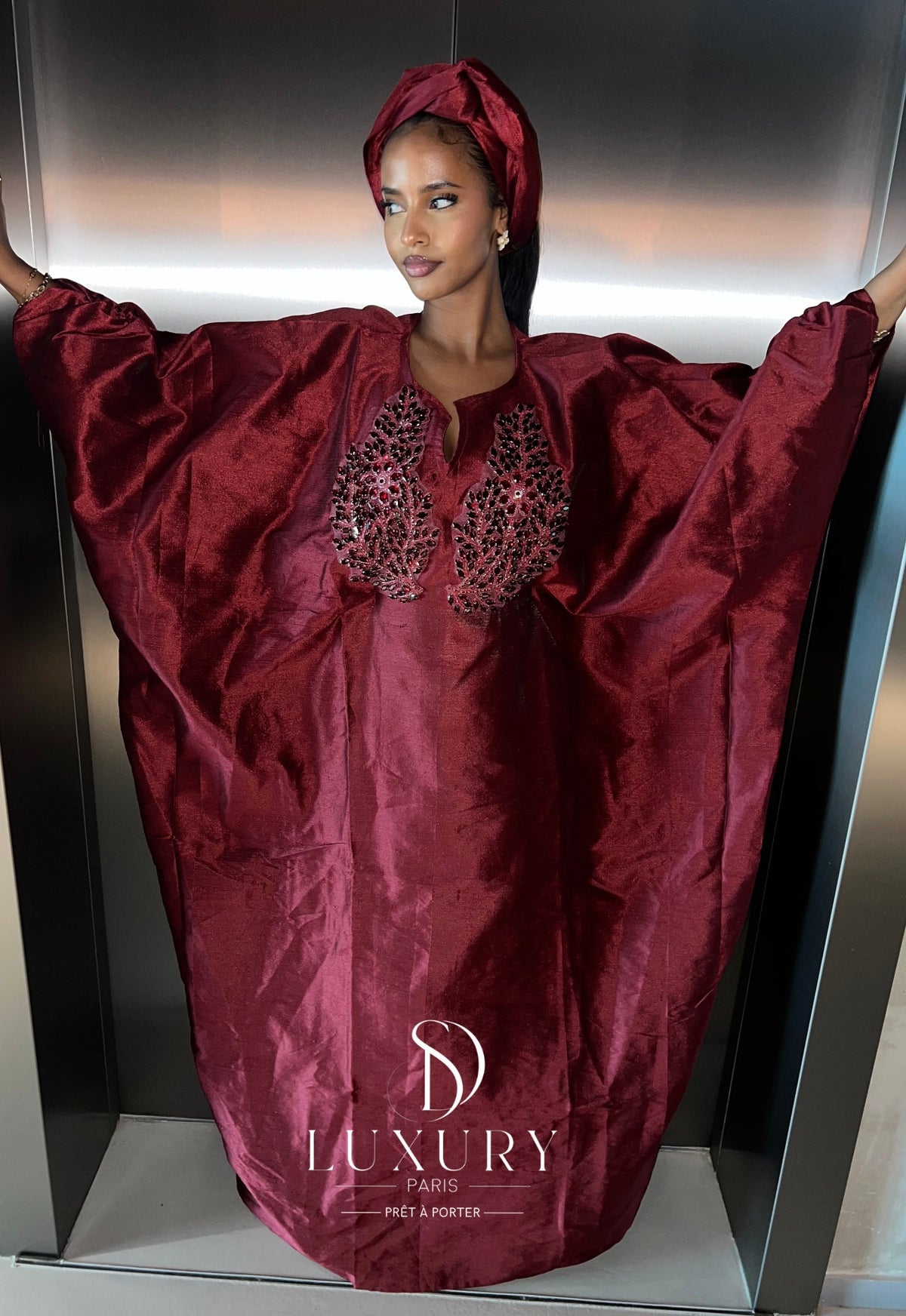 YOLANDA BÙBÙ II / ROUGE BORDEAUX