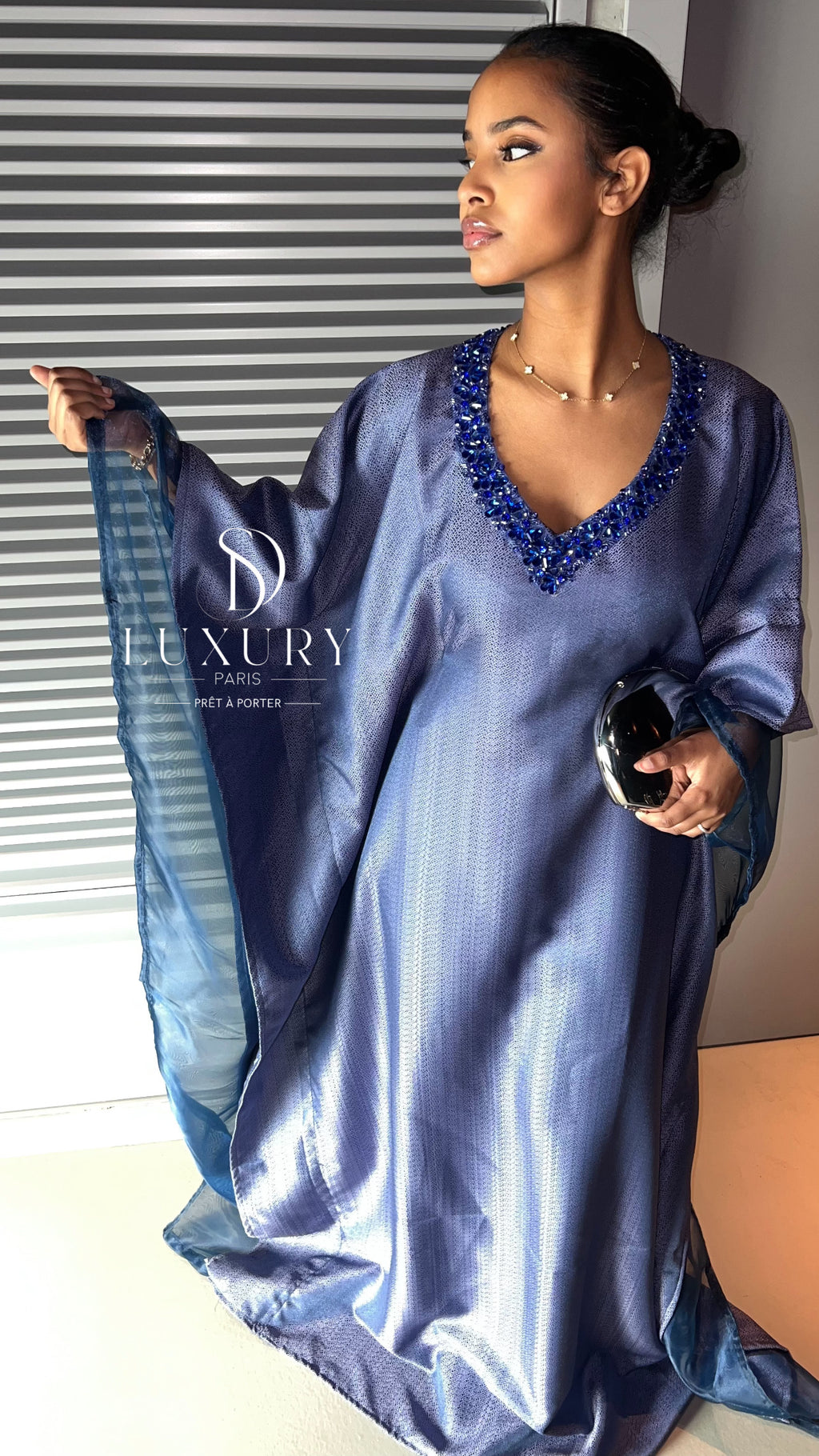 ROYALTY BÙBÙ | BLEU