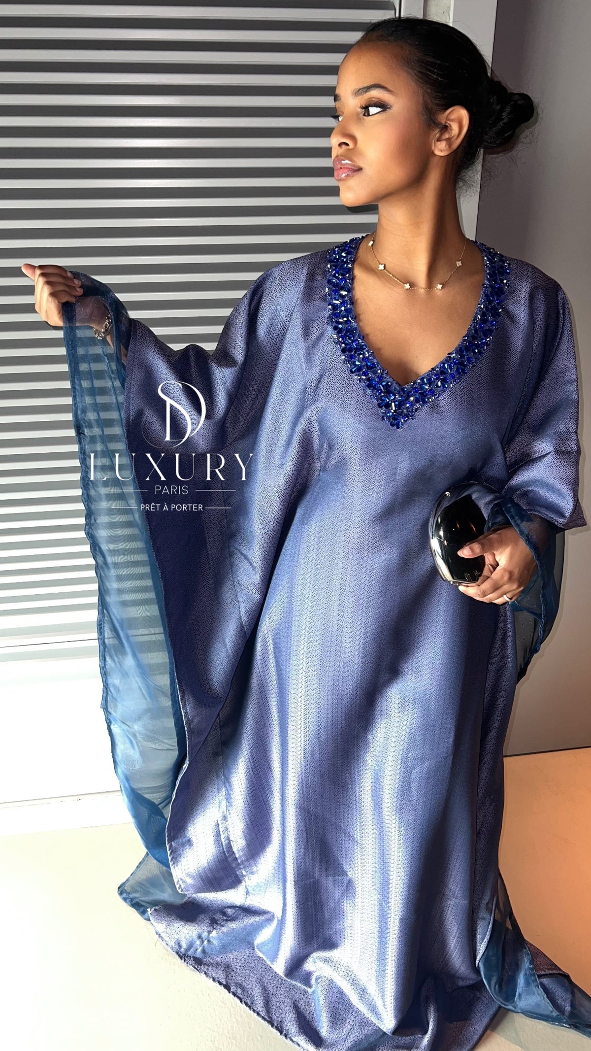 ROYALTY BÙBÙ | BLEU
