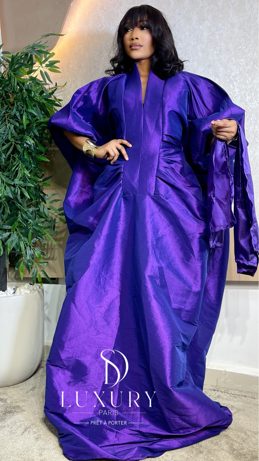 AMINA BÙBÙ | VIOLET