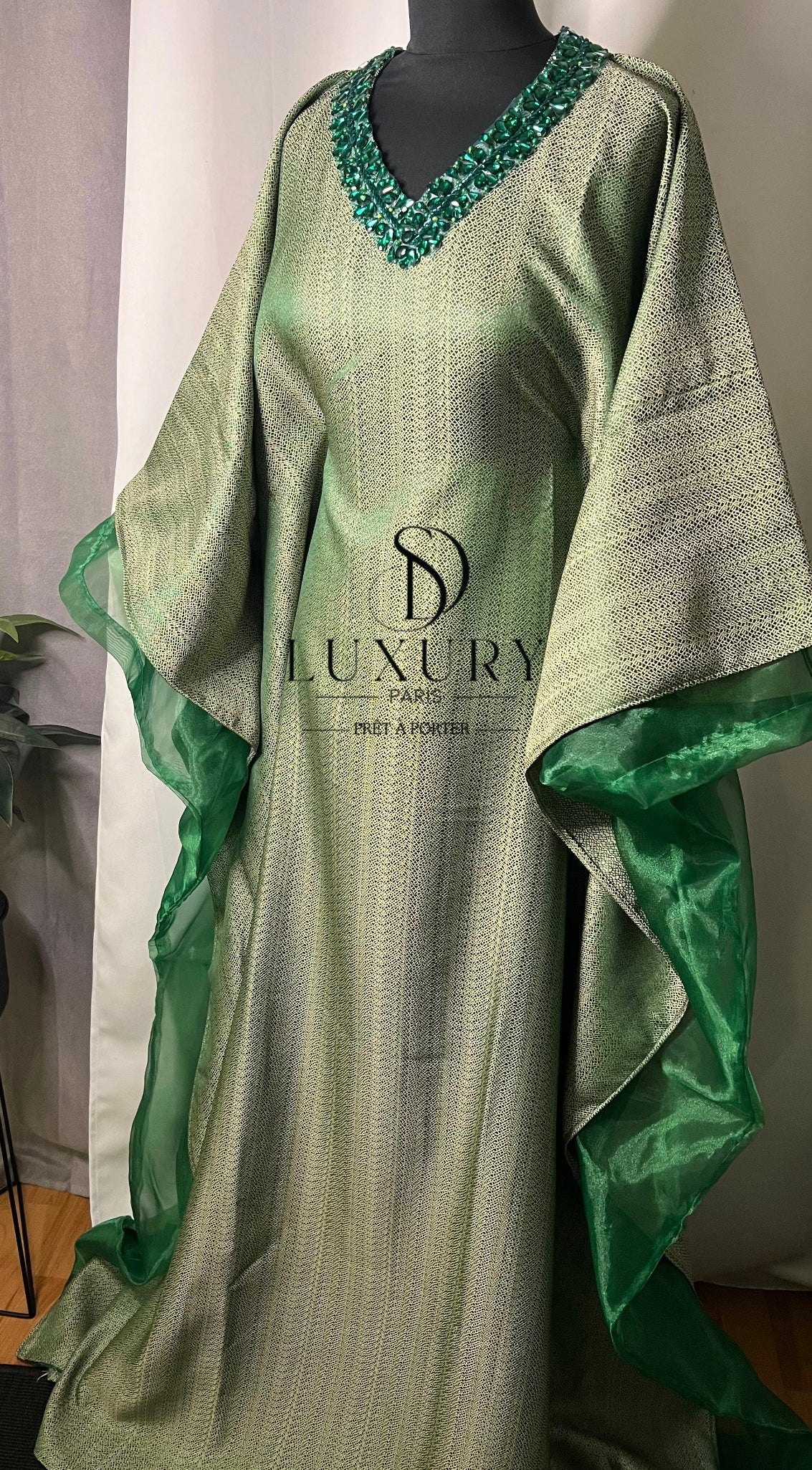 ROYALTY BÙBÙ | VERT