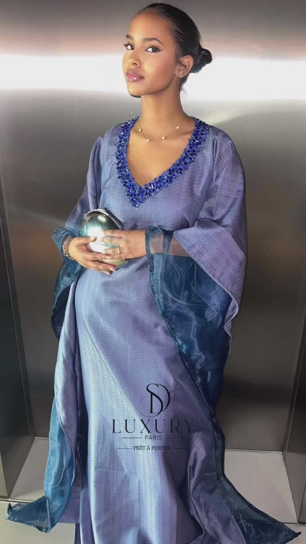 ROYALTY BÙBÙ | BLEU