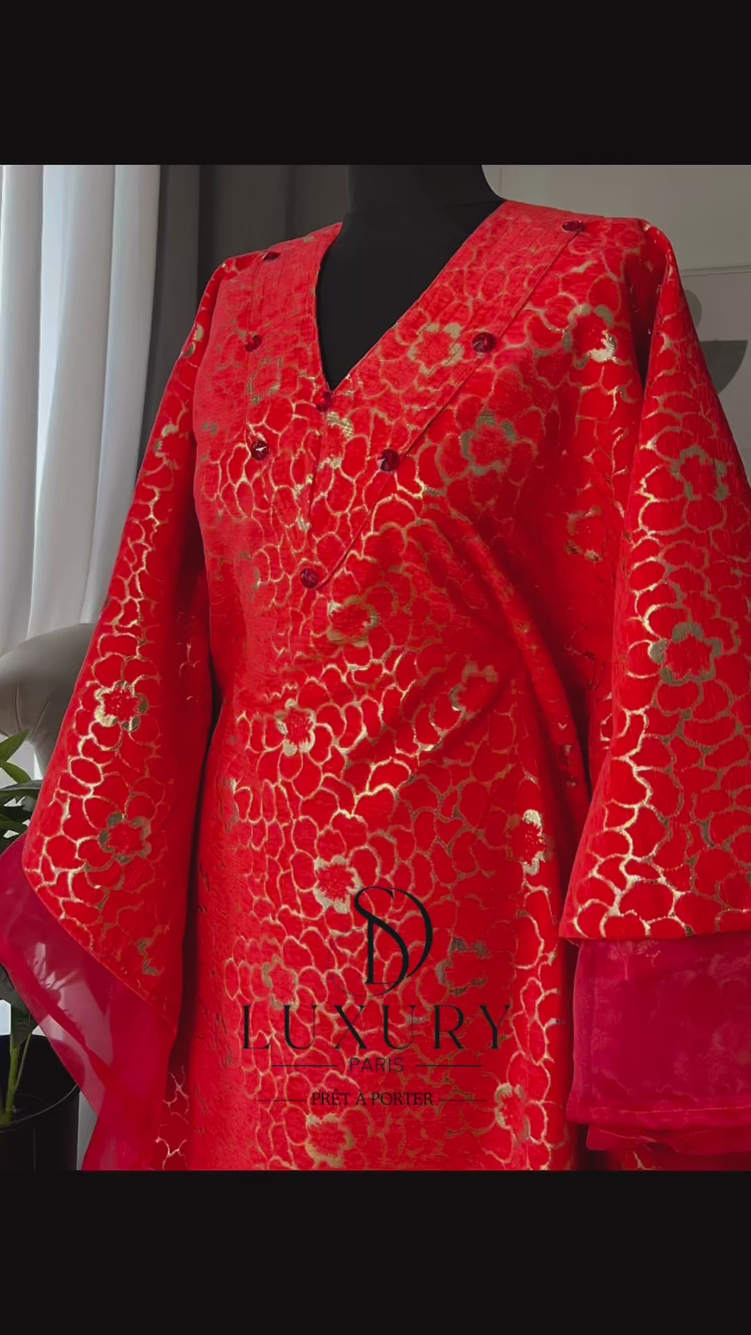 ASHANTI BÙBÙ | ROUGE/DORÉ